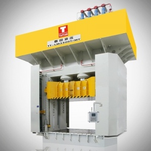 pressa idraulica per materiale compsites